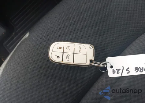 2018 Jeep Renegade Latitude 4X4 from USA, damaged, VIN ZACCJBBB4JPH57953